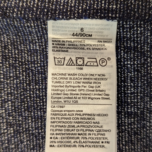 Banana Republic Pencil Skirt, size 6 - Picture 6 of 6